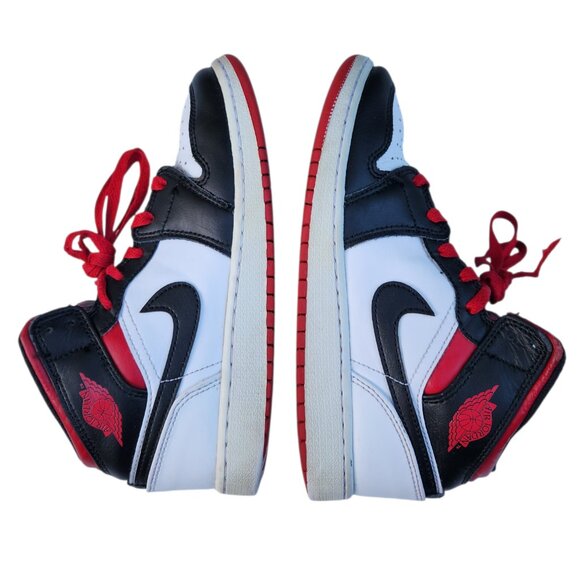 Air Jordan 1 Mid Gym Red Black Toe GS DQ8423-106 Sneakers Shoes 4Y - Picture 8 of 10